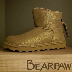 Size 8 Women's Bearpaw